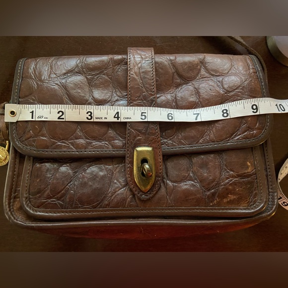 VTG RARE Dooney & Bourke Crossbody Bag Brown Leather Alligator Croc Embossed USA - Picture 14 of 16